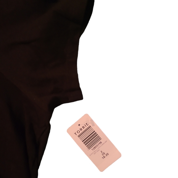 Torrid Black Skull Lights Crew Ladies Short Sleeve Shirt Size 2X - Picture 3 of 4